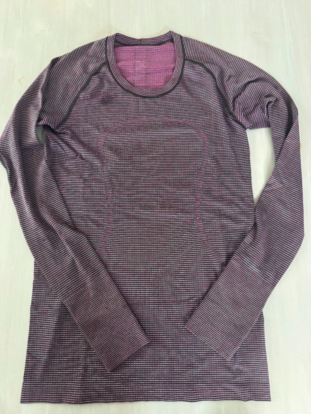 Lululemon Swiftly Tech Long-Sleeve Shirt Hip Length Spacedye Purple